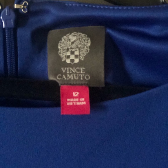 NWOT VINCE CAMUTO Dress with Layered Bell Sleeves - Picture 3 of 4